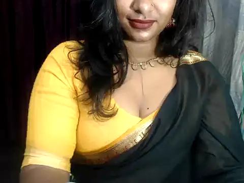 Snapshot of DearKimmi chatting on 01-05-25, 05:30 DearKimmi online show from 01-05-25, 05:30