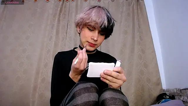 DaraKat18 online show from 04-21-26, 02:04