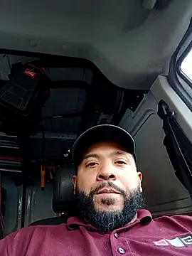 tripping385 online show from 10-21-25, 08:09