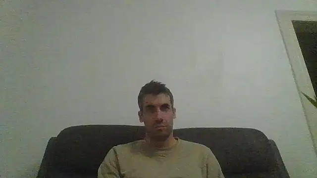 JulioIsHere4you online show from 11-05-25, 07:58