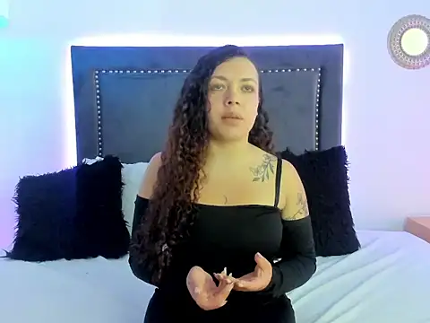 Snapshot of RubyStrong chatting on 03-26-26, 03:06 RubyStrong online show from 03-26-26, 03:06