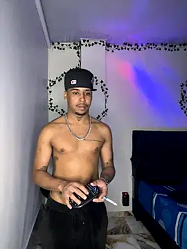 Snapshot of Owen_Benkosky chatting on 10-19-25, 05:30 Owen Benkosky online show from 10-19-25, 05:30