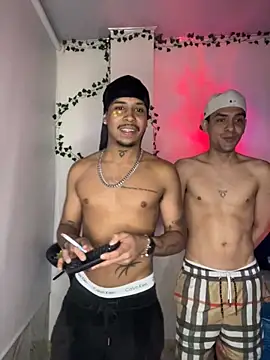 Snapshot of Owen_Benkosky chatting on 10-31-25, 03:18 Owen Benkosky online show from 10-31-25, 03:18