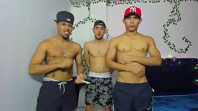 Snapshot of Owen_Benkosky chatting on 11-07-25, 04:23 Owen Benkosky online show from 11-07-25, 04:23