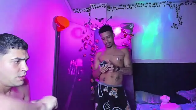 Snapshot of Owen_Benkosky chatting on 11-22-25, 03:16 Owen Benkosky online show from 11-22-25, 03:16