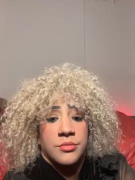 Snapshot of Dark_chanel chatting on 04-14-26, 03:45 Dark chanel online show from 04-14-26, 03:45