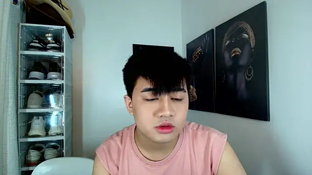 Snapshot of KentAivan chatting on 10-05-25, 05:11 KentAivan online show from 10-05-25, 05:11