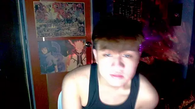 Snapshot of KentAivan chatting on 02-10-26, 04:33 KentAivan online show from 02-10-26, 04:33