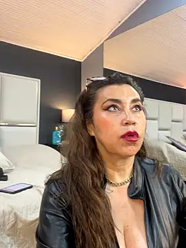 Snapshot of Samantha_Milf__ chatting on 09-13-25, 07:46 Samantha Milf online show from 09-13-25, 07:46