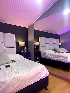 Snapshot of Samantha_Milf__ chatting on 10-07-25, 09:12 Samantha Milf online show from 10-07-25, 09:12