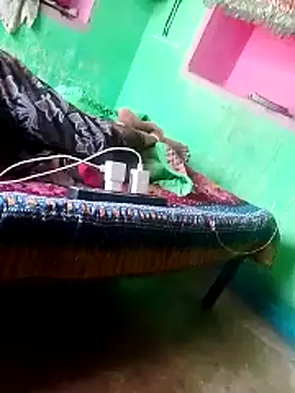 CUTE-004 online show from 04-09-26, 07:36