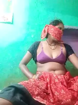 CUTE-004 online show from 04-10-26, 08:30