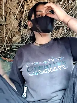 Snapshot of Janvi_Jaitly chatting on 11-15-25, 02:20 Janvi Jaitly online show from 11-15-25, 02:20