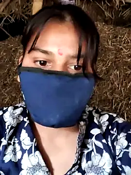 Snapshot of Janvi_Jaitly chatting on 12-01-25, 03:11 Janvi Jaitly online show from 12-01-25, 03:11