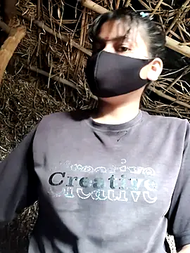 Snapshot of Janvi_Jaitly chatting on 12-02-25, 03:56 Janvi Jaitly online show from 12-02-25, 03:56