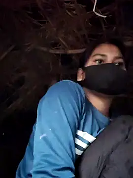 Snapshot of Janvi_Jaitly chatting on 12-20-25, 01:34 Janvi Jaitly online show from 12-20-25, 01:34