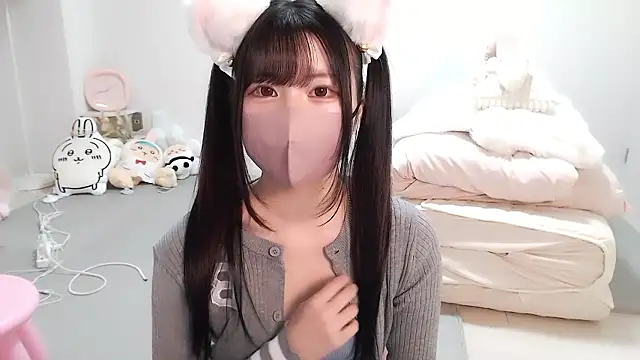 Snapshot of moka-neko chatting on 09-29-25, 11:04 moka-neko online show from 09-29-25, 11:04