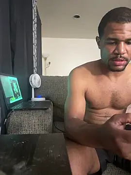 Snapshot of kingtaydo chatting on 06-11-26, 07:17 kingtaydo online show from 06-11-26, 07:17