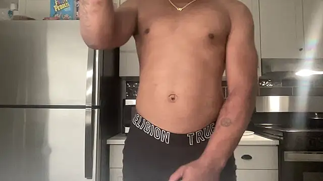 Snapshot of kingtaydo chatting on 06-27-26, 11:37 kingtaydo online show from 06-27-26, 11:37