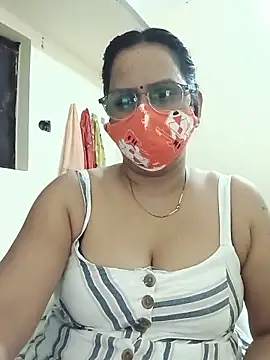 Snapshot of Your-vipasha chatting on 06-19-26, 07:17 Your-vipasha online show from 06-19-26, 07:17