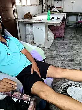 Snapshot of malhotra21 chatting on 09-24-25, 09:12 malhotra21 online show from 09-24-25, 09:12