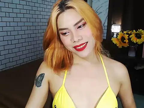 Snapshot of BigAssAlexa chatting on 09-30-25, 12:37 BigAssAlexa online show from 09-30-25, 12:37