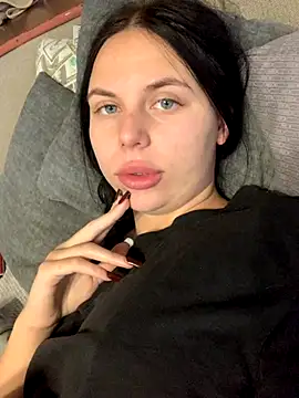 ksenia123 online show from 11-08-25, 07:41