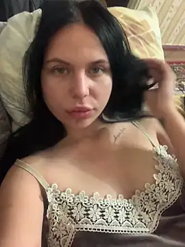Snapshot of ksenia123 chatting on 12-21-25, 12:45 ksenia123 online show from 12-21-25, 12:45