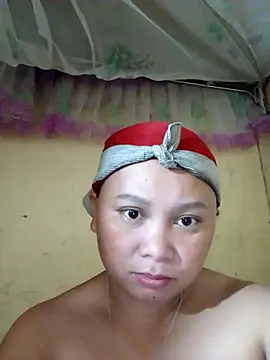 -Kitty-92 online show from 11-17-25, 12:16