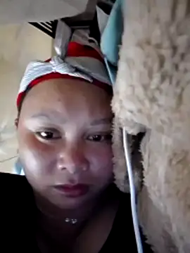 -Kitty-92 online show from 11-20-25, 09:47