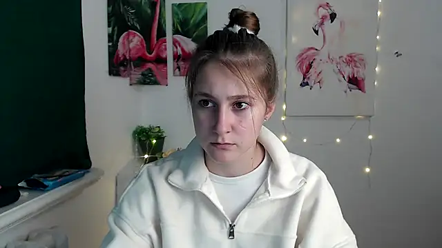 Milka kamila online show from 10-25-25, 12:23