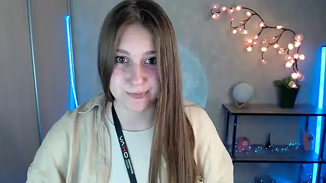 Snapshot of Milka_kamila chatting on 05-20-26, 12:11 Milka kamila online show from 05-20-26, 12:11