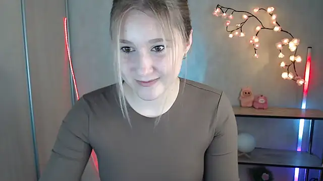 Snapshot of Milka_kamila chatting on 05-29-26, 11:52 Milka kamila online show from 05-29-26, 11:52