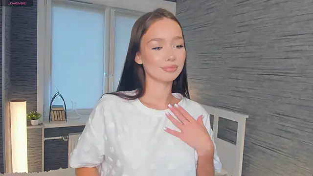 Snapshot of NedraLober chatting on 10-04-25, 07:28 NedraLober online show from 10-04-25, 07:28