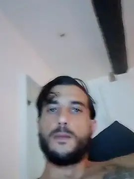 Snapshot of BogossFrench chatting on 10-09-25, 10:52 BogossFrench online show from 10-09-25, 10:52