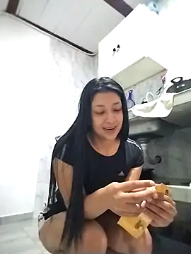 Coralaine 96 online show from 09-09-25, 03:55