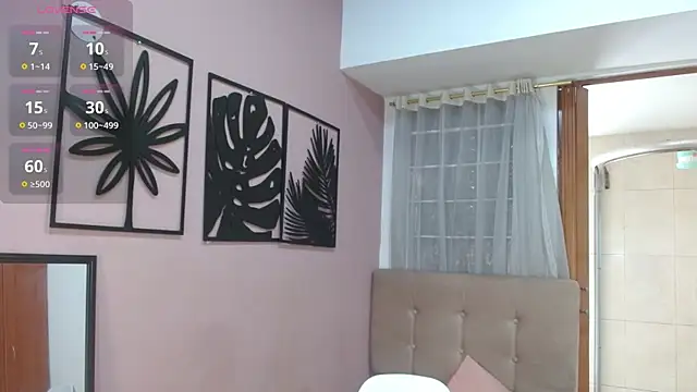 Snapshot of amara_rousse1 chatting on 11-21-25, 01:10 amara rousse1 online show from 11-21-25, 01:10