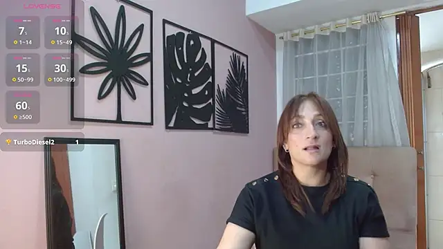 Snapshot of amara_rousse1 chatting on 11-25-25, 01:00 amara rousse1 online show from 11-25-25, 01:00