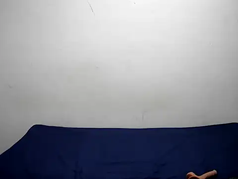 Littlebunny33 online show from 09-08-25, 05:45