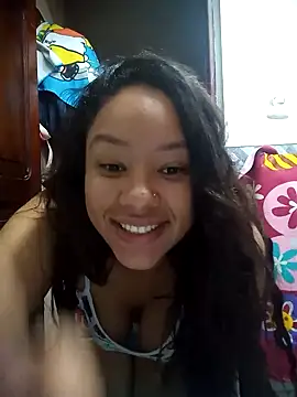 Snapshot of EAAM1@xh chatting on 09-26-25, 01:04 EAAM1xh online show from 09-26-25, 01:04