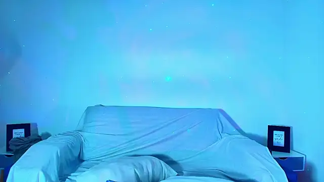 Dulce Bella  online show from 10-06-25, 12:02