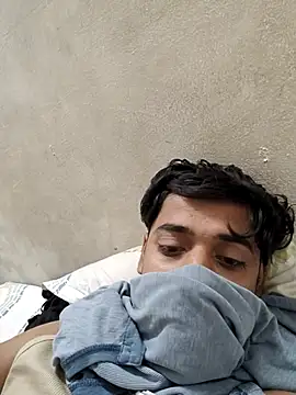 Snapshot of ritwesh chatting on 11-22-25, 08:41 ritwesh online show from 11-22-25, 08:41