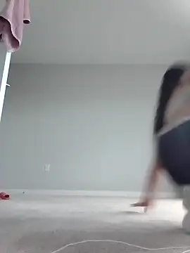 Snapshot of SoakedUpKitty- chatting on 05-20-26, 11:55 SoakedUpKitty- online show from 05-20-26, 11:55