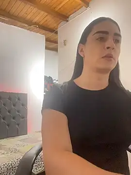 lola diez online show from 03-18-26, 12:47