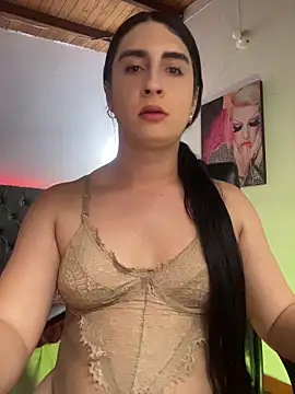 Snapshot of lola_diez chatting on 06-21-26, 10:23 lola diez online show from 06-21-26, 10:23