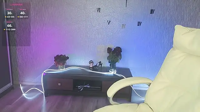 Snapshot of NikkiiStill chatting on 10-25-25, 03:14 NikkiiStill online show from 10-25-25, 03:14