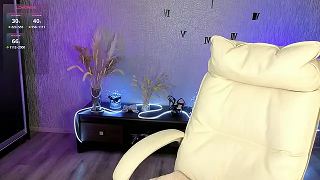 Snapshot of NikkiiStill chatting on 11-29-25, 03:09 NikkiiStill online show from 11-29-25, 03:09