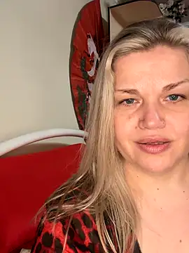 Nayvessa online show from 11-14-25, 07:56