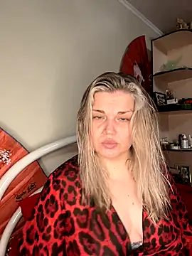 Nayvessa online show from 11-24-25, 06:40