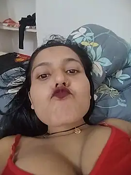 Snapshot of Sonam_shinde chatting on 07-08-26, 07:02 Sonam shinde online show from 07-08-26, 07:02